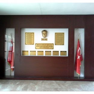 Atatürk Köşesi - Atatürk Köşesi Ahşap Zeminli Köşeler $i